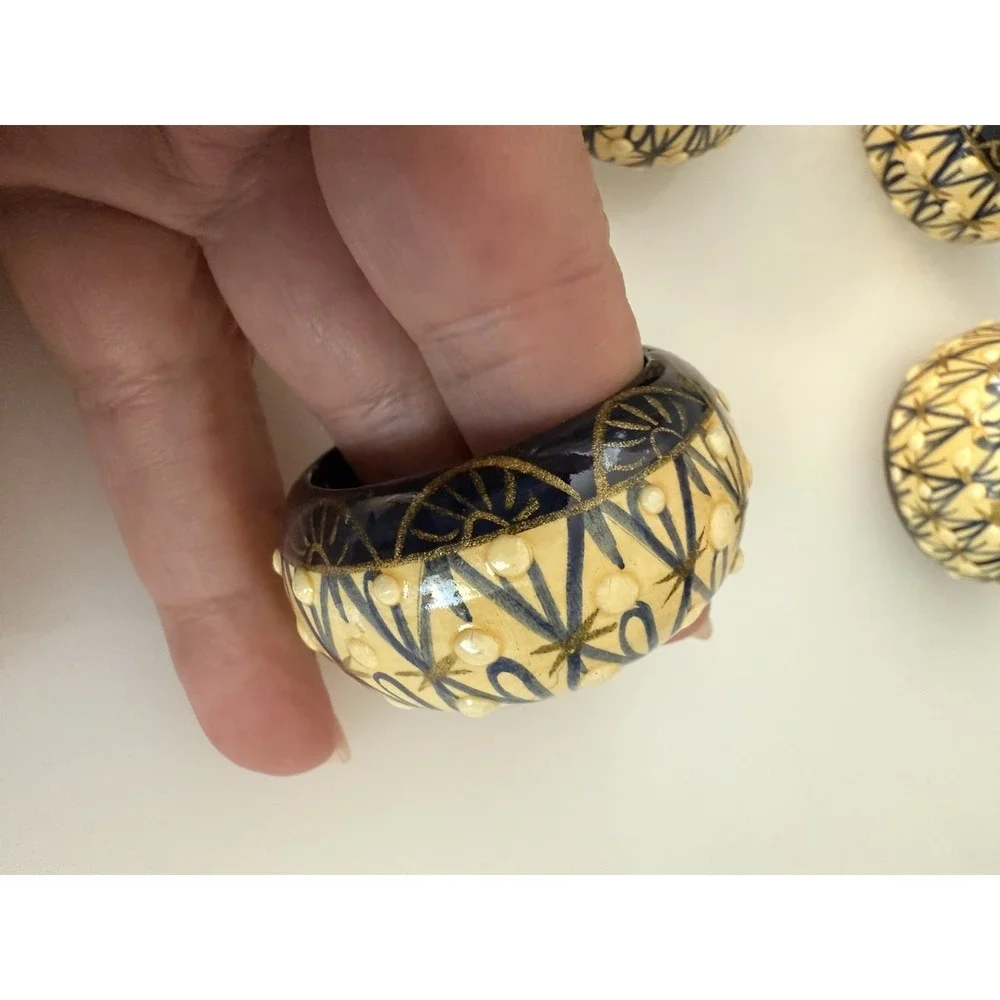 Vintage Set 6 Papier Mache Dotted‎ Napkin Rings Wood Hand Painted Circa 1970 EUC